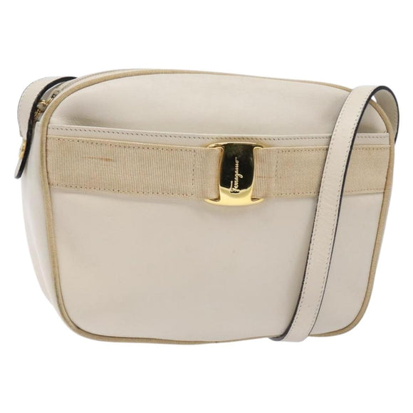 Salvatore Ferragamo Vala Shoulder Bag Leather Beige Gold Auth hk2927