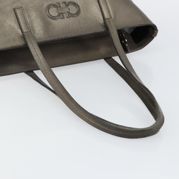 Salvatore Ferragamo Gancini Tote Bag Leather Beige Silver Auth hk2986