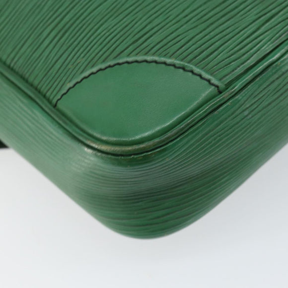 LOUIS VUITTON Epi Danube Shoulder Bag Green M45634 LV Auth hk3268
