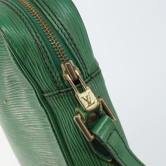 LOUIS VUITTON Epi Danube Shoulder Bag Green M45634 LV Auth hk3268
