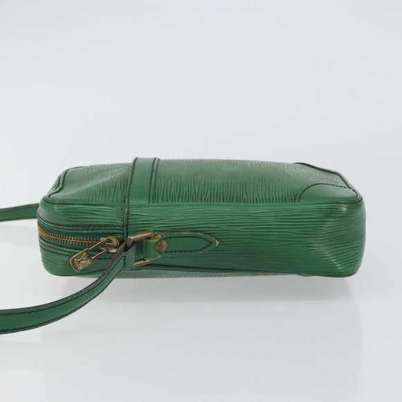LOUIS VUITTON Epi Danube Shoulder Bag Green M45634 LV Auth hk3268