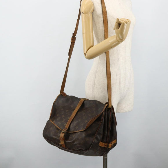 LOUIS VUITTON Monogram Saumur 35 Shoulder Bag M42254 LV Auth hk3754