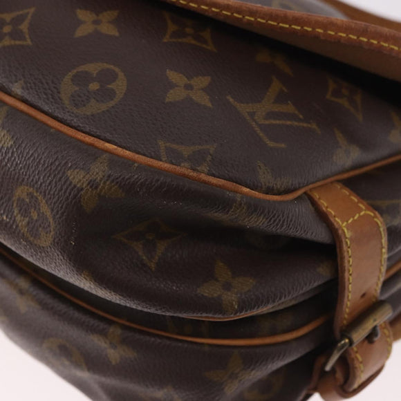 LOUIS VUITTON Monogram Saumur 30 Shoulder Bag M42256 LV Auth hk3872