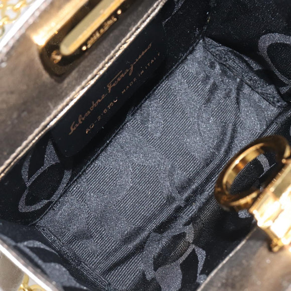 Salvatore Ferragamo Gancini Chain Shoulder Bag Leather Gold Auth hk4135A