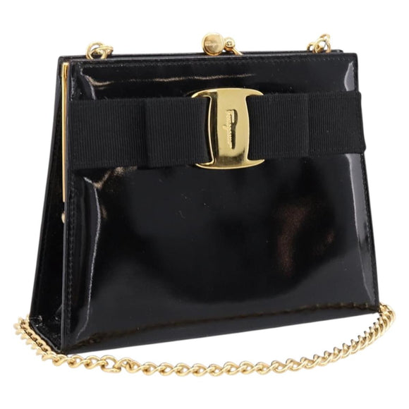 Salvatore Ferragamo Chain Gancini Bag Patent leather Black Gold Auth hk4140A