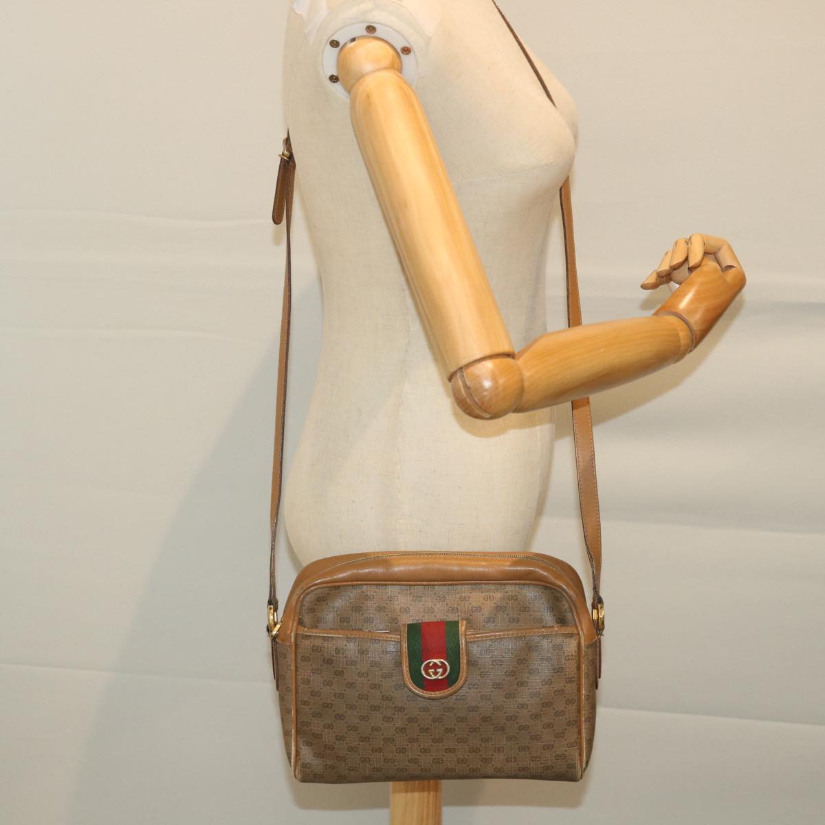 GUCCI Micro GG Supreme Web Sherry Line Shoulder Bag Beige 001 56 0944 Auth hk913