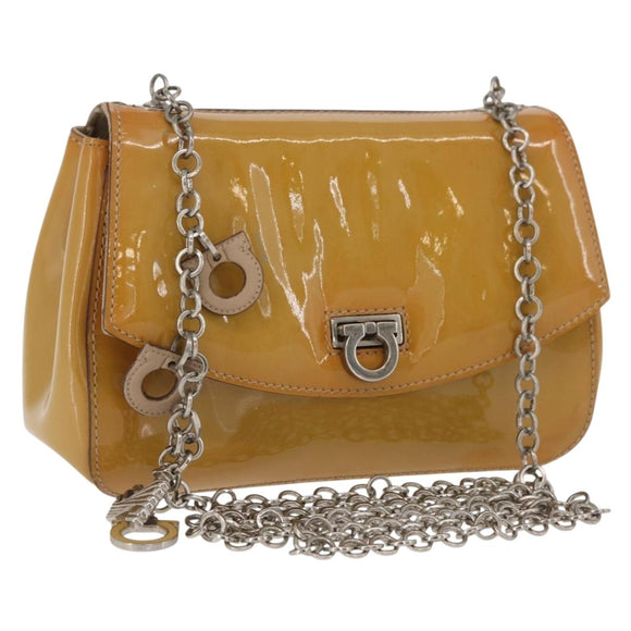 Salvatore Ferragamo Gancini Chain Bag Patent leather Yellow Gold Auth INZ001