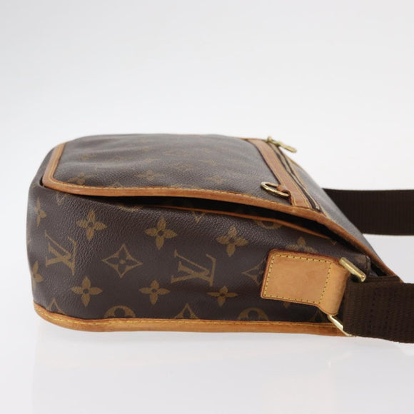 LOUIS VUITTON Monogram Messenger Bosphore PM Shoulder Bag M40106 LV Auth ka049