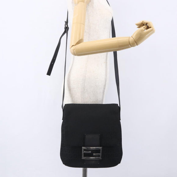 FENDI Zucchino Canvas Schoudertas Zwart Zilver Auth ka081