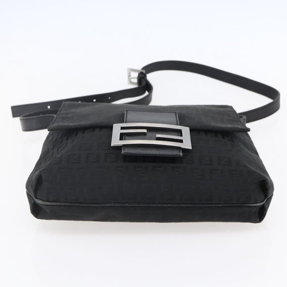 FENDI Zucchino Canvas Shoulder Bag Black Silver Auth ka081