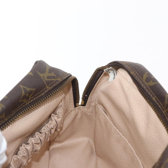 LOUIS VUITTON Monogram Trousse Toilette 28 Clutch Bag M47522 LV Auth ka1021