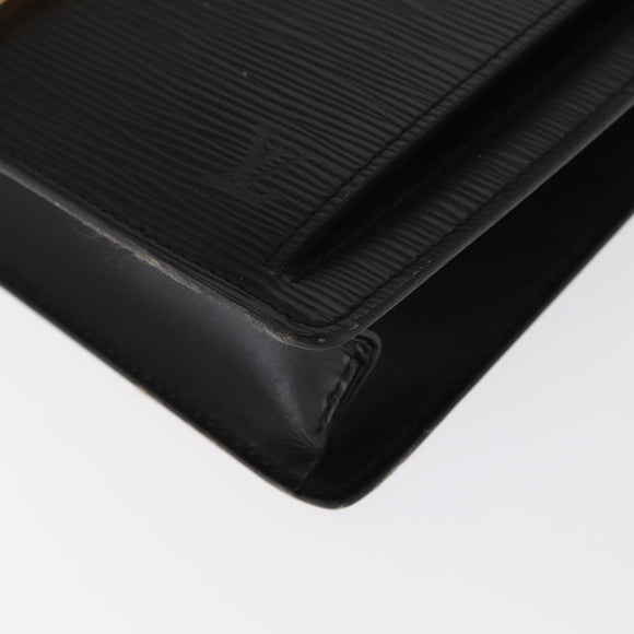 LOUIS VUITTON Epi Serie Dragonne Clutch Bag Black Noir M52612 LV Auth ka1030