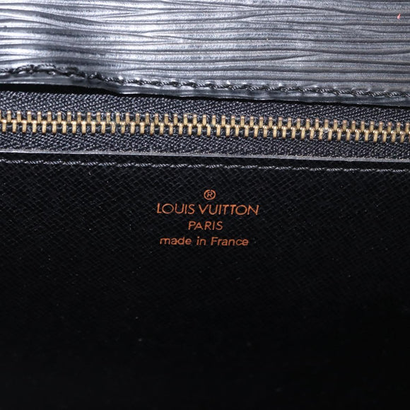 LOUIS VUITTON Epi Serie Dragonne Clutch Bag Black Noir M52612 LV Auth ka1030