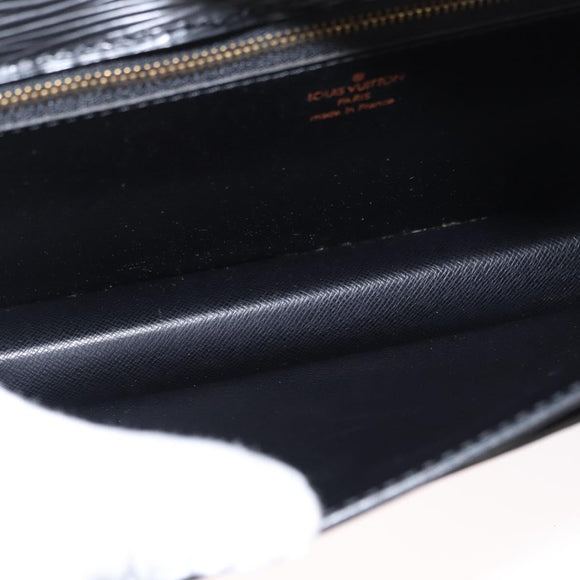 LOUIS VUITTON Epi Serie Dragonne Clutch Bag Black Noir M52612 LV Auth ka1030