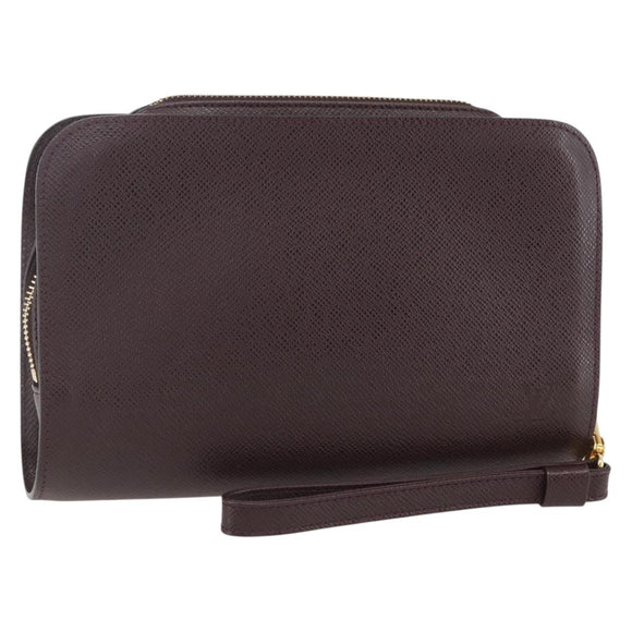 LOUIS VUITTON Taiga Baikal Clutch Bag Acajou M30186 LV Auth ka1091