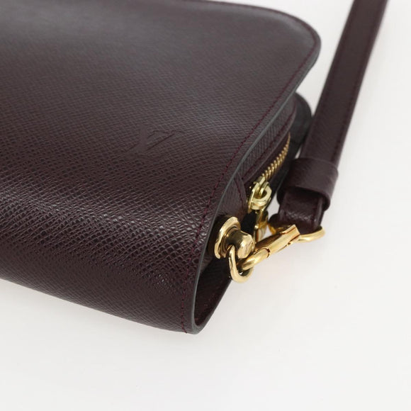 LOUIS VUITTON Taiga Baikal Clutch Bag Acajou M30186 LV Auth ka1091