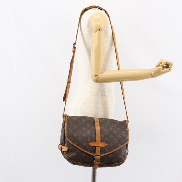 LOUIS VUITTON Monogram Saumur 30 Schoudertas M42256 LV Auth ka110