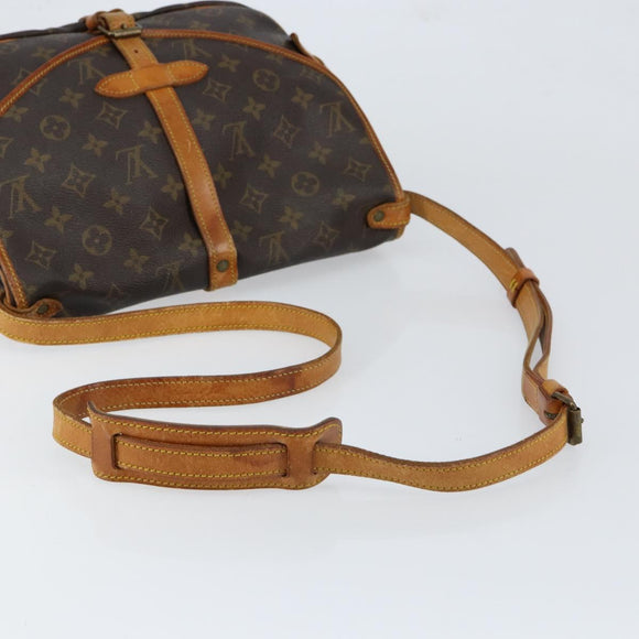 LOUIS VUITTON Monogram Saumur 30 Schoudertas M42256 LV Auth ka110