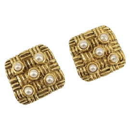 CHANEL Earring metal Gold CC Auth ka1109