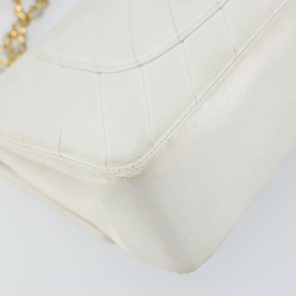 CHANEL V Stitch Double Flap Chain Shoulder Bag Leather White Gold CC Auth ka1147