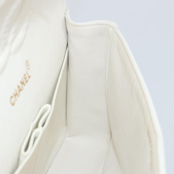 CHANEL V Stitch Double Flap Chain Shoulder Bag Leather White Gold CC Auth ka1147