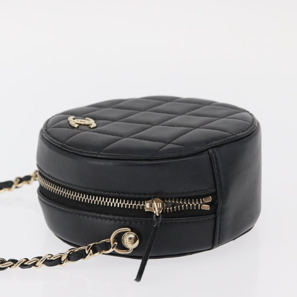 CHANEL Matelasse Shoulder Bag Lamb Skin Black Gold CC Auth ka1221SAV