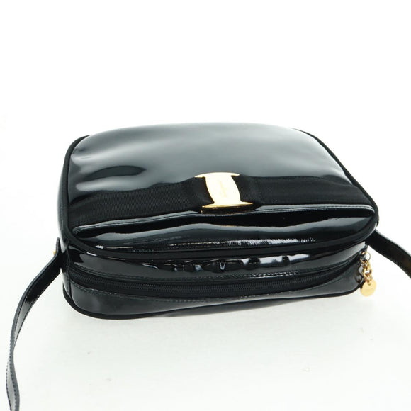 Salvatore Ferragamo Shoulder Bag Patent leather Black Gold Auth ka1226
