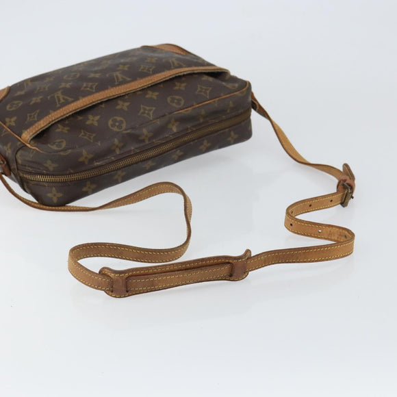 LOUIS VUITTON Monogram Trocadero 30 Shoulder Bag M51272 LV Auth ka1301