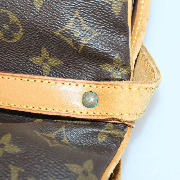 LOUIS VUITTON Monogram Saumur 30 Shoulder Bag M42256 LV Auth ka1312