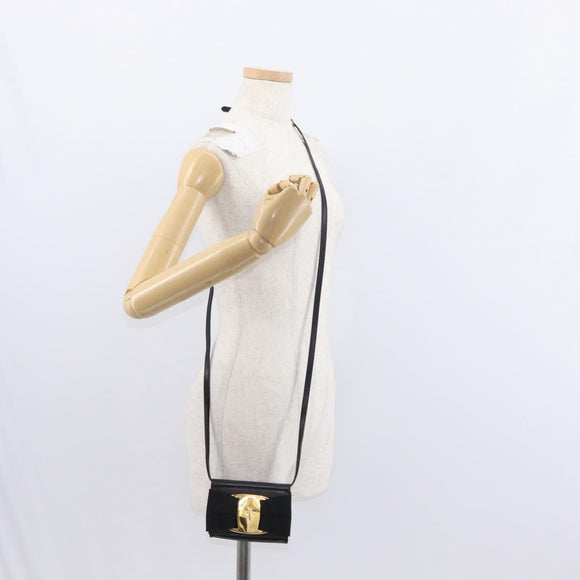 Salvatore Ferragamo Vala Shoulder Bag Leather Black Gold Auth ka135