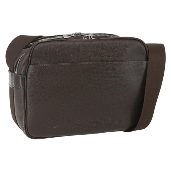 LOUIS VUITTON Taiga Reporter PM Shoulder Bag Grizzly M30158 LV Auth ka1358