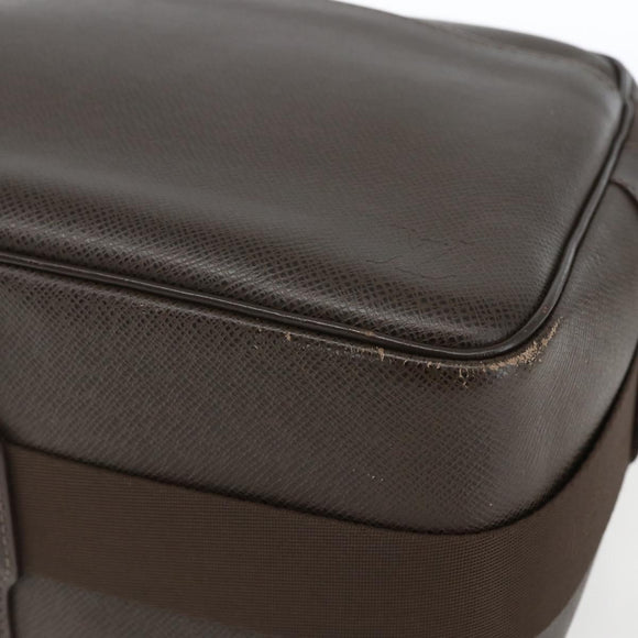 LOUIS VUITTON Taiga Reporter PM Shoulder Bag Grizzly M30158 LV Auth ka1358