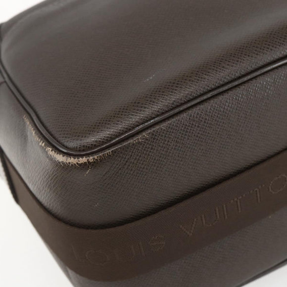 LOUIS VUITTON Taiga Reporter PM Shoulder Bag Grizzly M30158 LV Auth ka1358