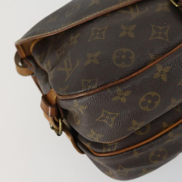 LOUIS VUITTON Monogram Saumur 30 Shoulder Bag M42256 LV Auth ka1380