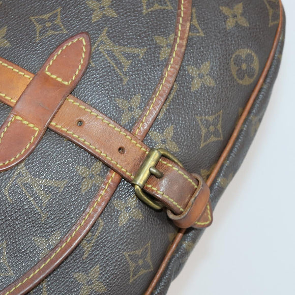 LOUIS VUITTON Monogram Saumur 30 Shoulder Bag M42256 LV Auth ka1380
