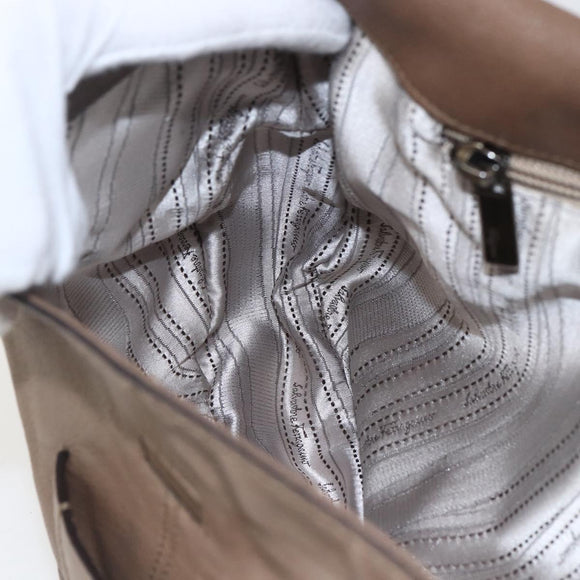 Salvatore Ferragamo Gancini Shoulder Bag Leather Beige Auth ka1679