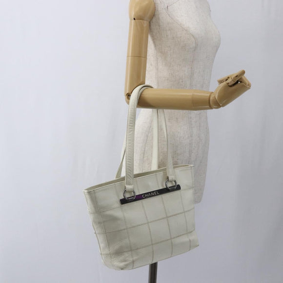 CHANEL Choco Bar Tote Bag Leather White Silver CC Auth ka1815