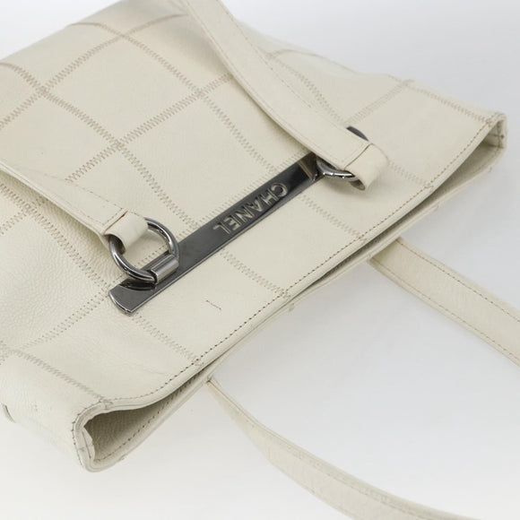 CHANEL Choco Bar Tote Bag Leather White Silver CC Auth ka1815