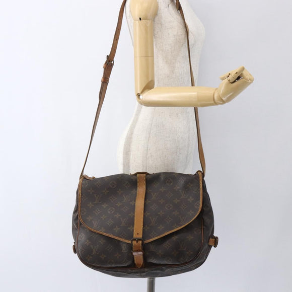 LOUIS VUITTON Monogram Saumur 35 Shoulder Bag M42254 LV Auth ka1823
