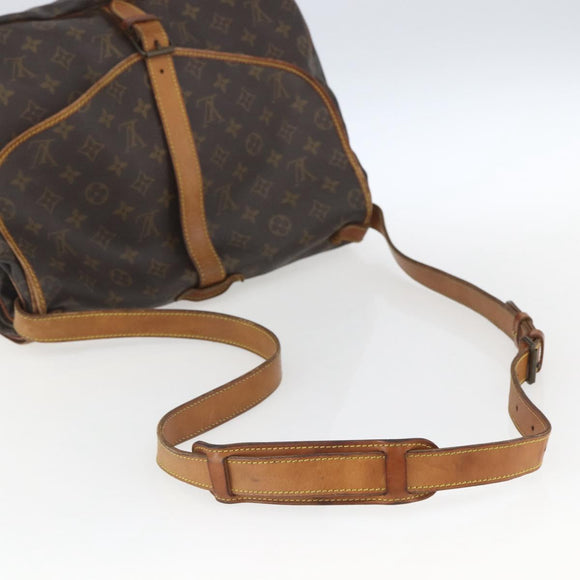 LOUIS VUITTON Monogram Saumur 35 Shoulder Bag M42254 LV Auth ka1823