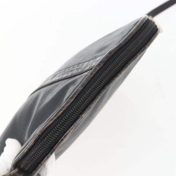 FENDI Shoulder Bag Leather Black Gold Auth ka1834