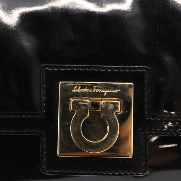 Salvatore Ferragamo Gancini Shoulder Bag Patent leather Gold Black Auth ka1897