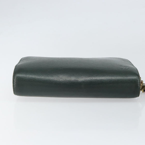 LOUIS VUITTON Taiga Baikal Clutch Bag Epicea M30184 LV Auth ka1937