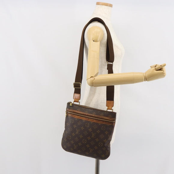 LOUIS VUITTON Monogram Pochette Bosphore Shoulder Bag M40044 LV Auth ka1944