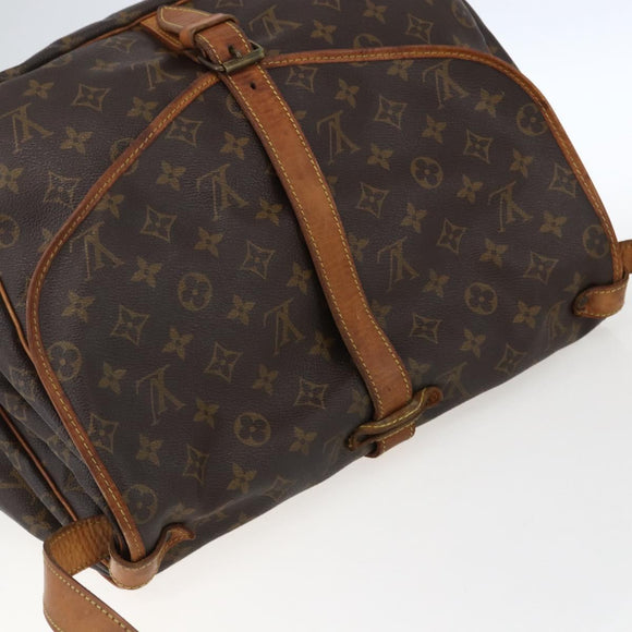 LOUIS VUITTON Monogram Saumur 35 Shoulder Bag M42254 LV Auth ka2121