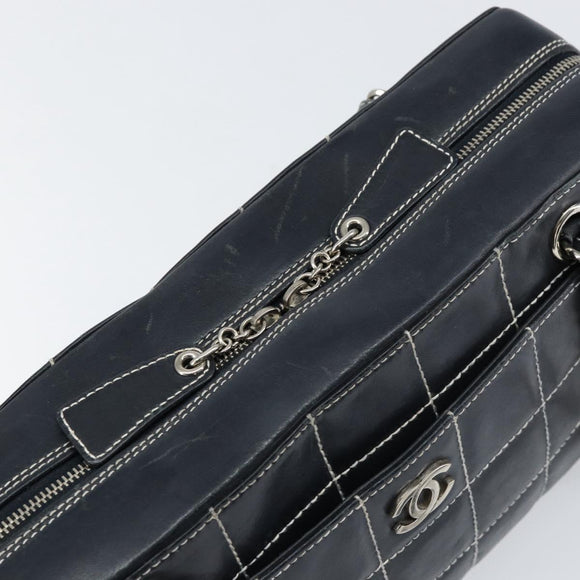 CHANEL Choco Bar Chain Shoulder Bag Leather Navy Silver CC Auth ka245