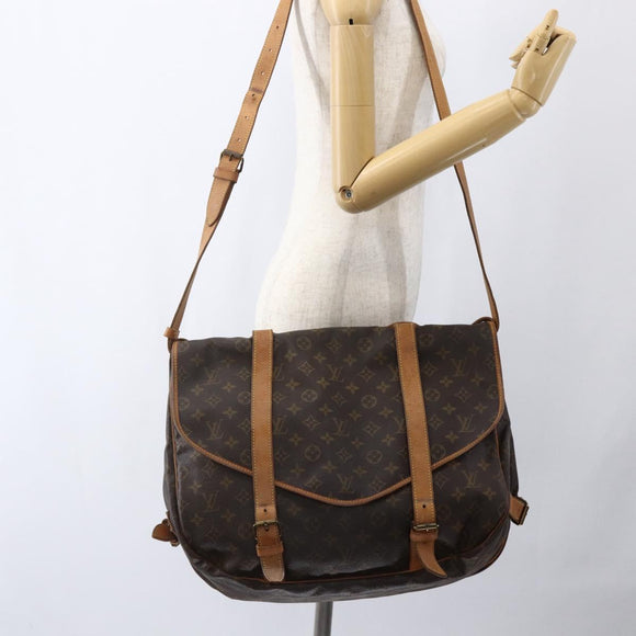 LOUIS VUITTON Monogram Saumur 43 Shoulder Bag M42252 LV Auth ka2537