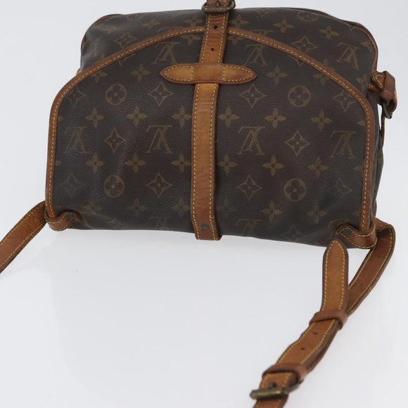 LOUIS VUITTON Monogram Saumur 30 Shoulder Bag M42256 LV Auth ka2544