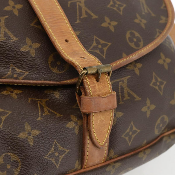 LOUIS VUITTON Monogram Saumur 35 Shoulder Bag M42254 LV Auth ka2845