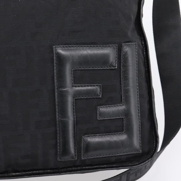 FENDI Zucca Canvas Schultertasche Schwarz Original ka2914